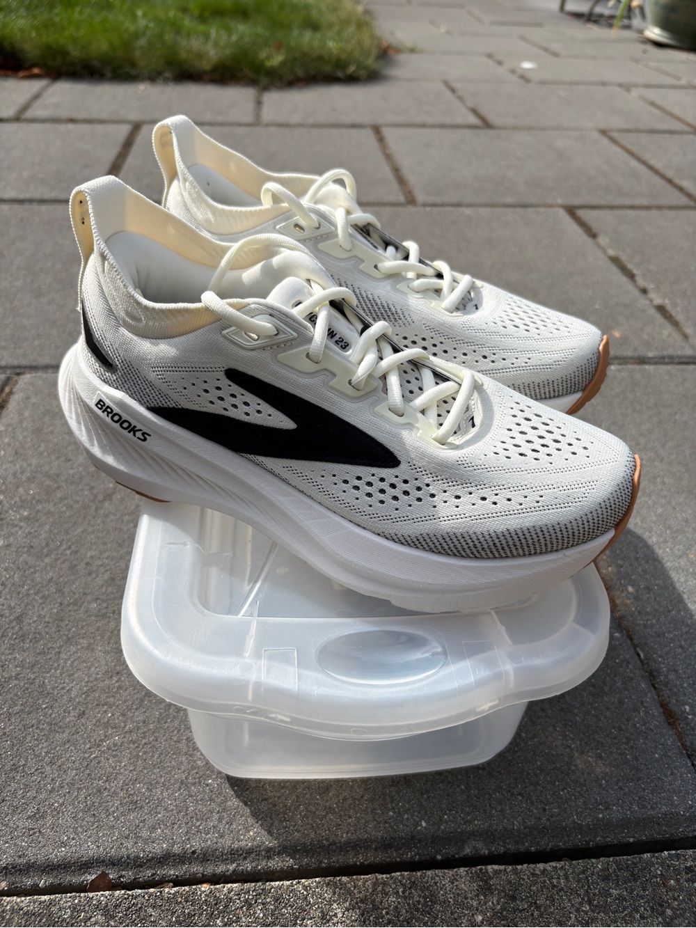 Brooks Glycerin 23 - Picture 8 of 13
